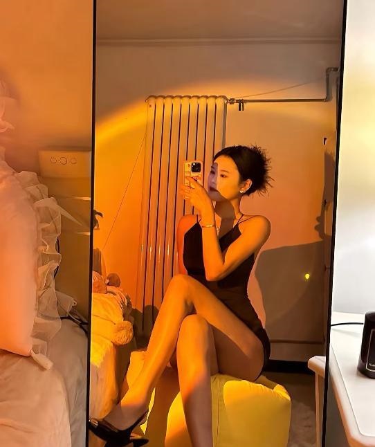 蜀山黑丝美腿