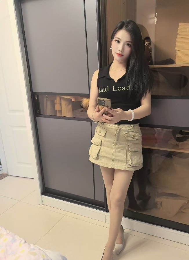 丝袜少妇