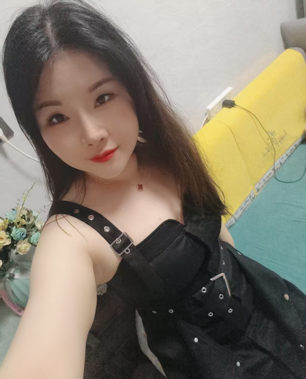 翘臀诱人悦儿