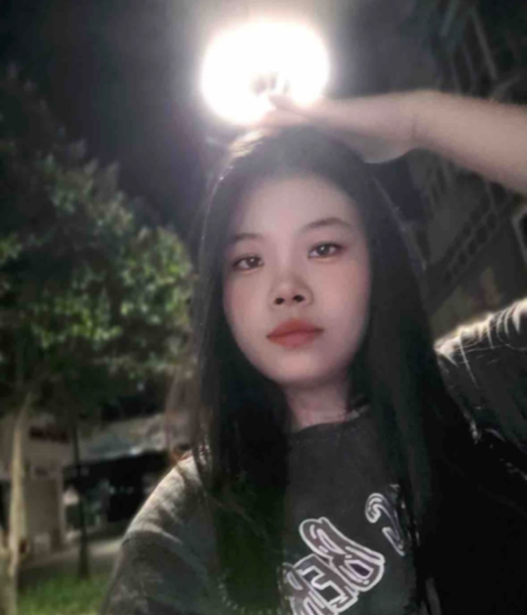 长沙02年的嫩妹