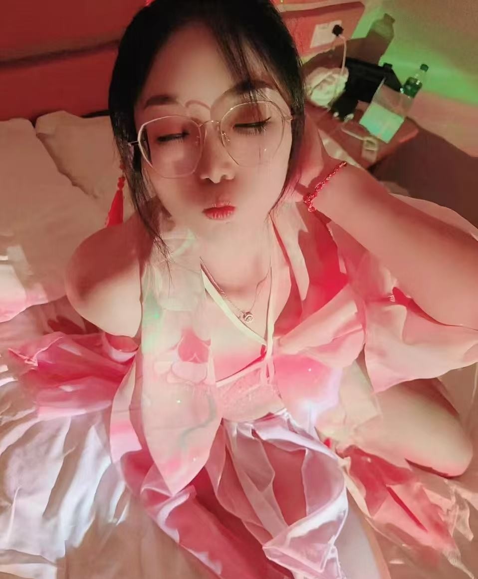 浦东服务系骚妇雅雅