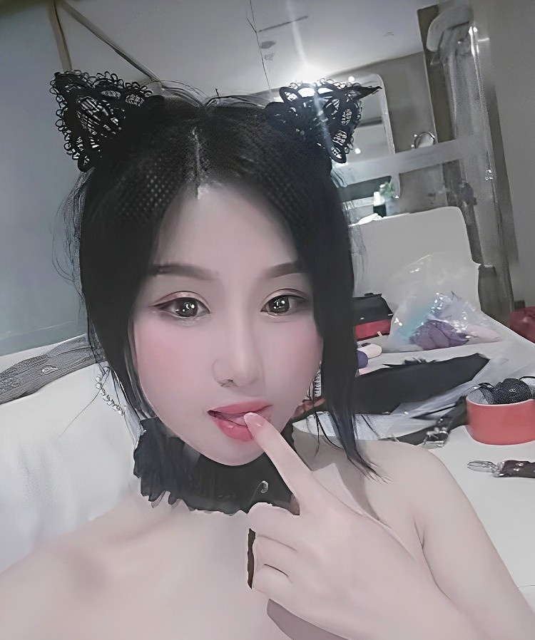 小店三点粉嫩小骚B