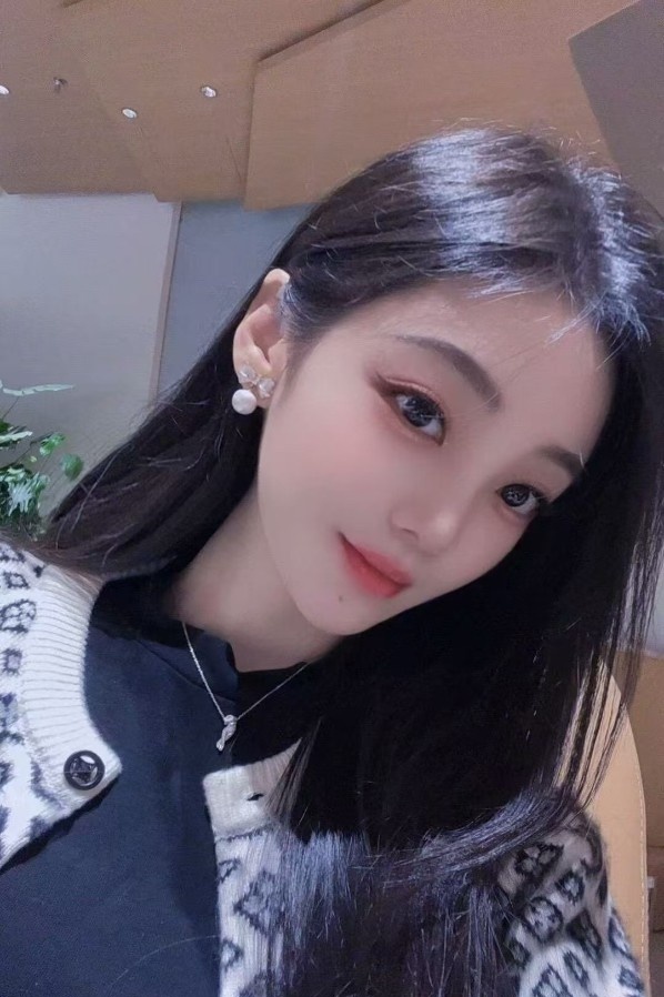 瓯海颜值不错的大胸妹