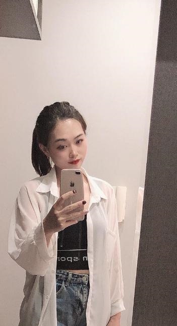 甜美型小美女