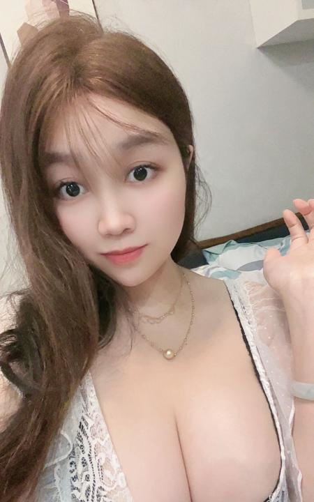 西乡大胸姐姐允儿