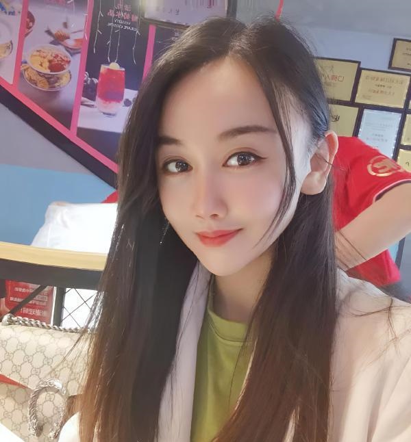D大奶制服诱惑