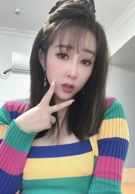 越秀大波轻熟邻家姐