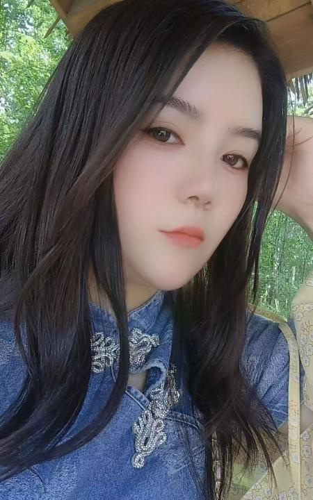 莲湖风骚大奶薇薇