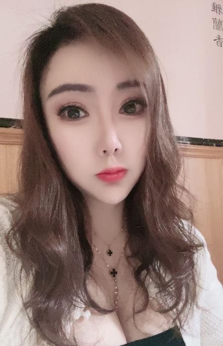 閪紧水多骚货
