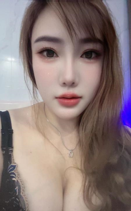 閪紧水多骚货