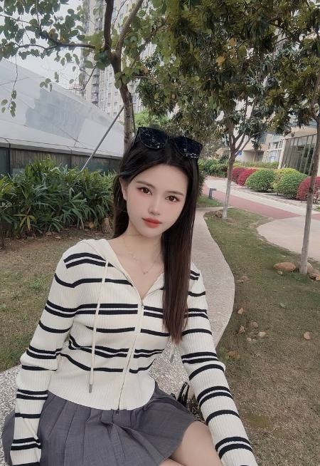 颜值女友小鹿老师