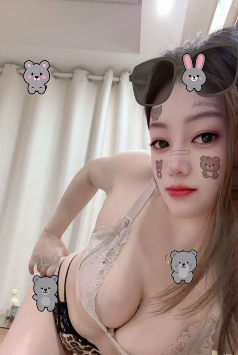 肤白妹子服务好