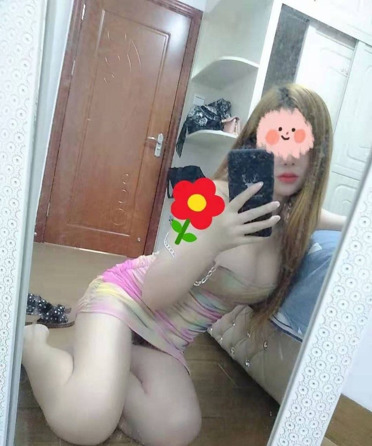 性感大奶小姐姐