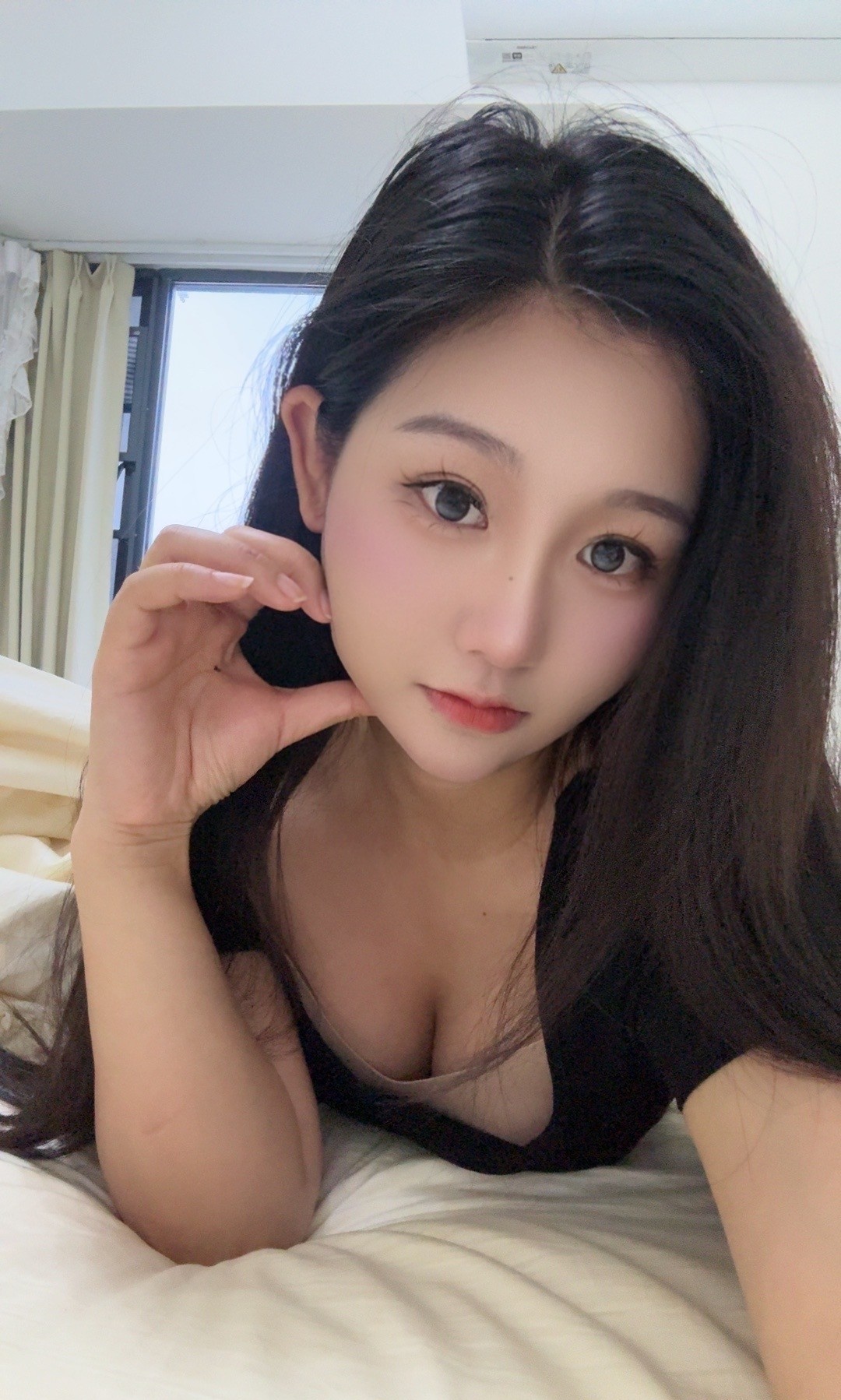 风骚主动的依依