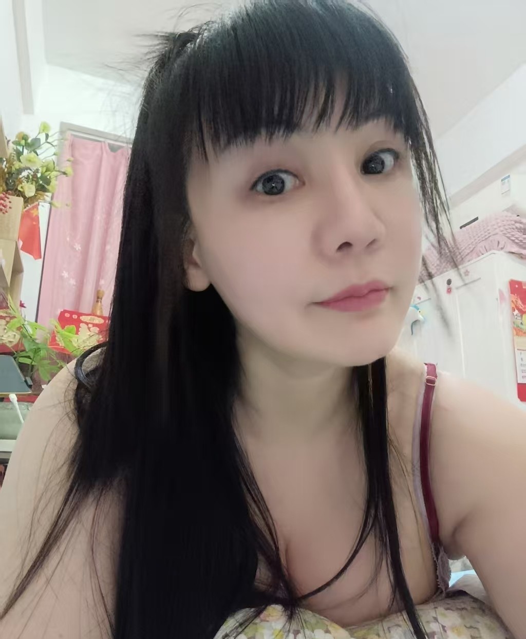大奶樱桃老师