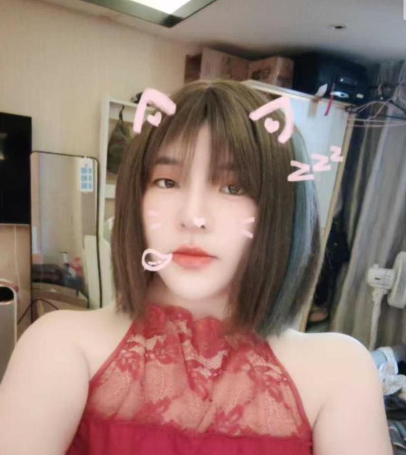 长相甜美少妇
