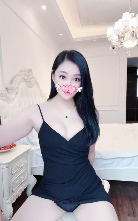 成都武侯姐妹花依晨