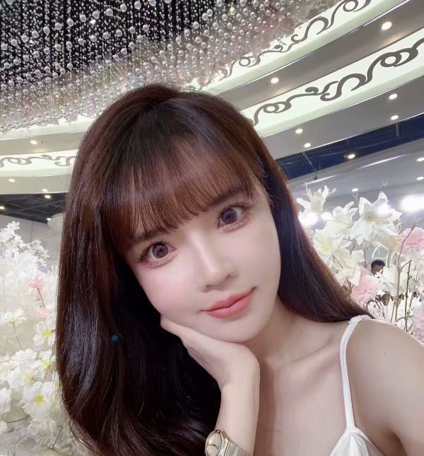 宝藏抓龙筋小姐姐