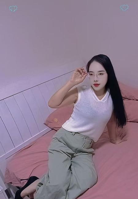 大长腿御姐范云朵