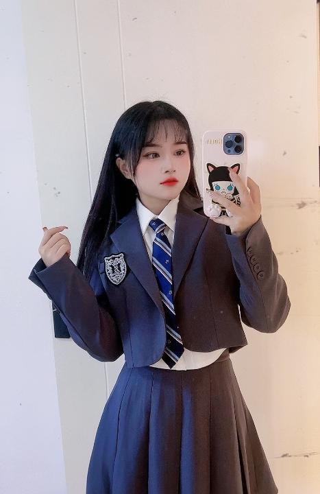二刷虹口C胸制服丽丽