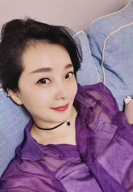 市中心服务控婉柔