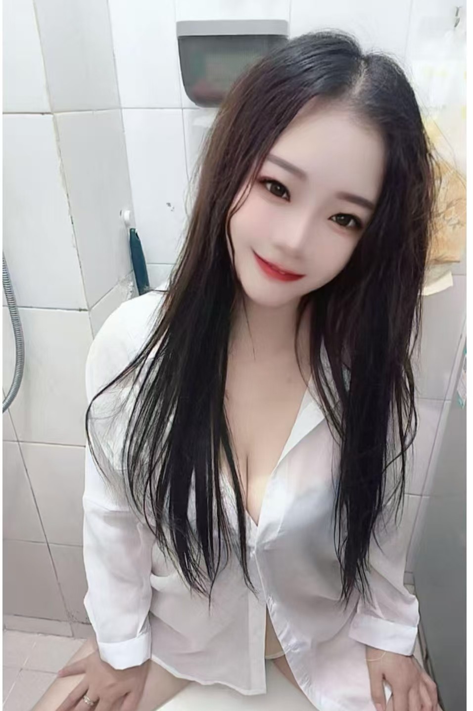 布吉美乳叶子