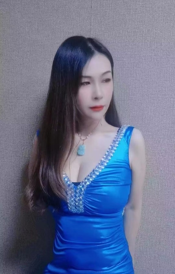 蜀山小个美少妇
