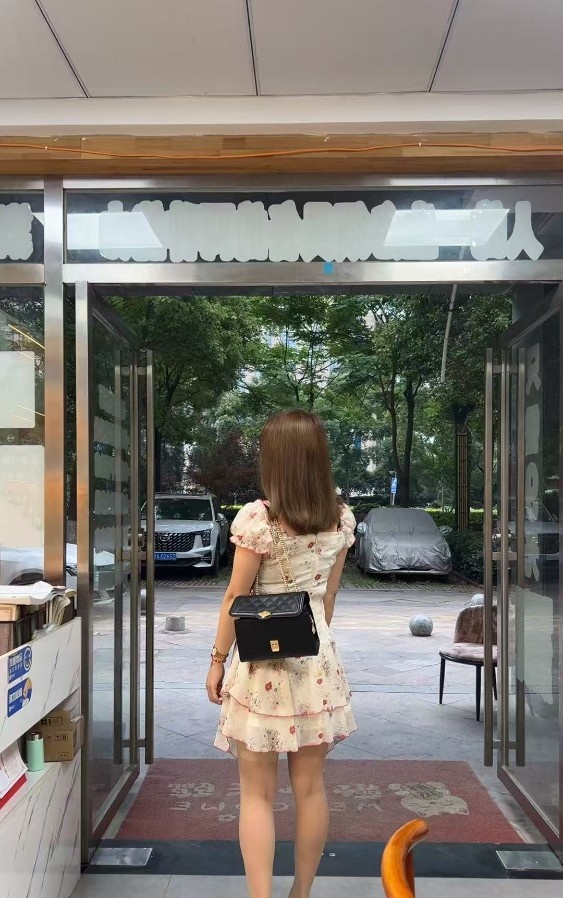 泉塘气质少妇
