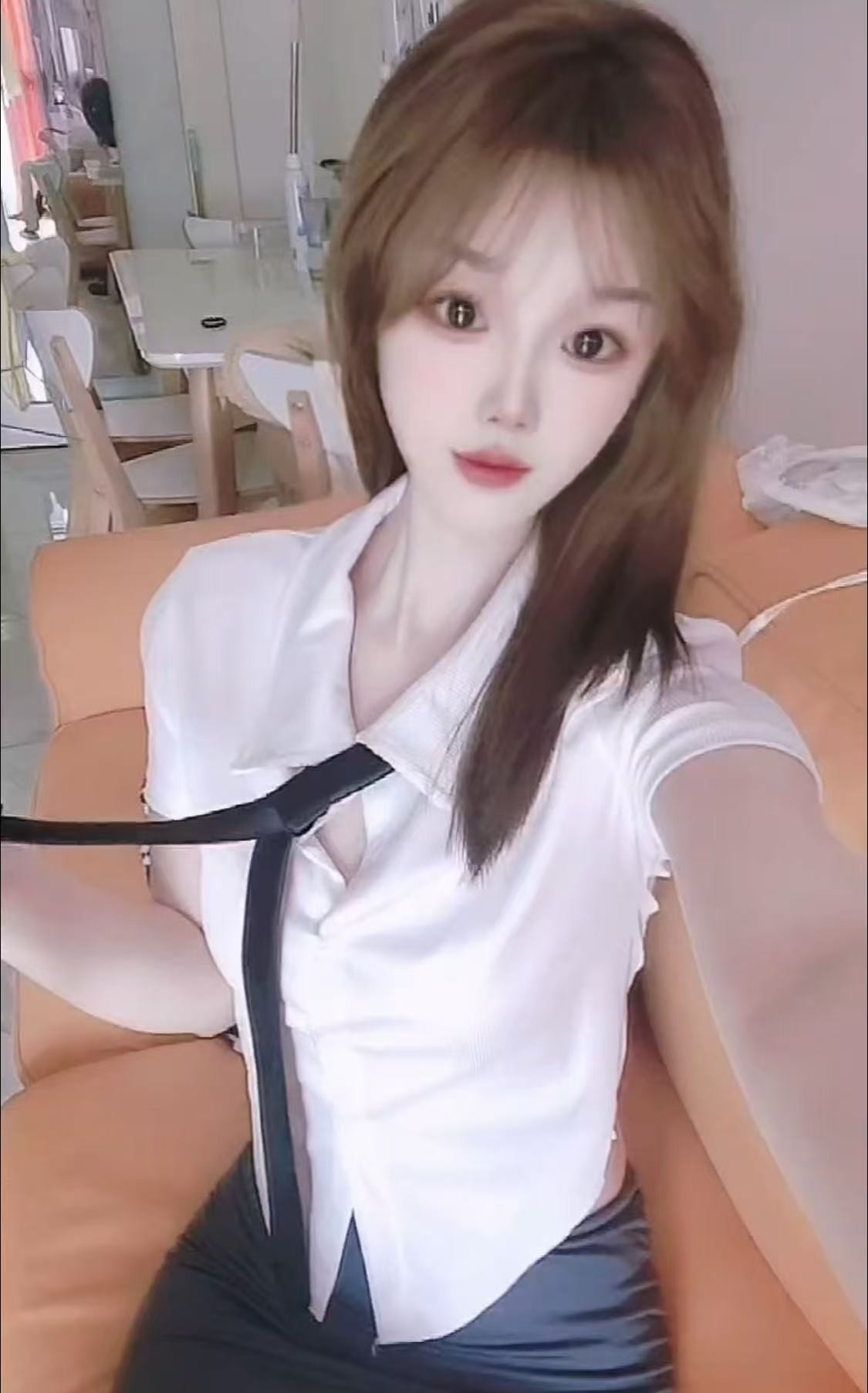 长腿嫩妹诗诗