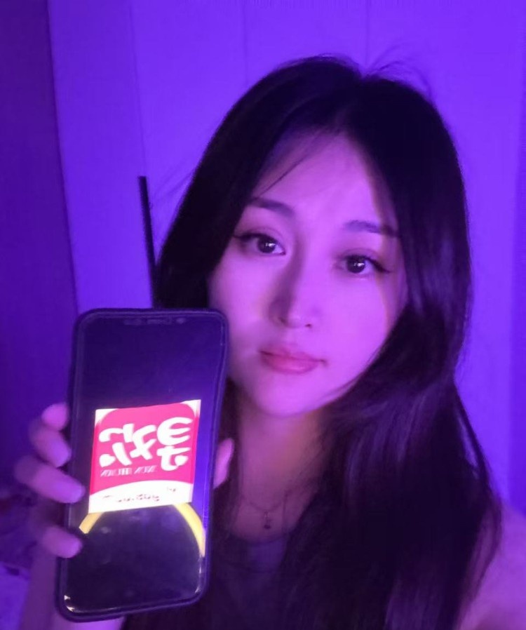 健身女孩蜜桃臀刘恋
