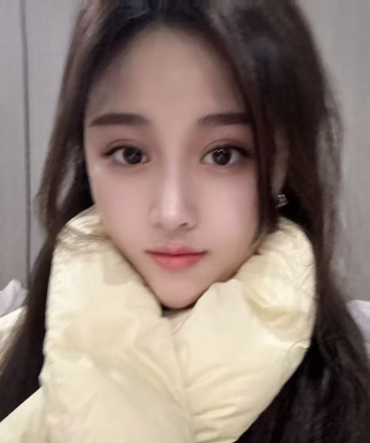 健身女孩蜜桃臀刘恋