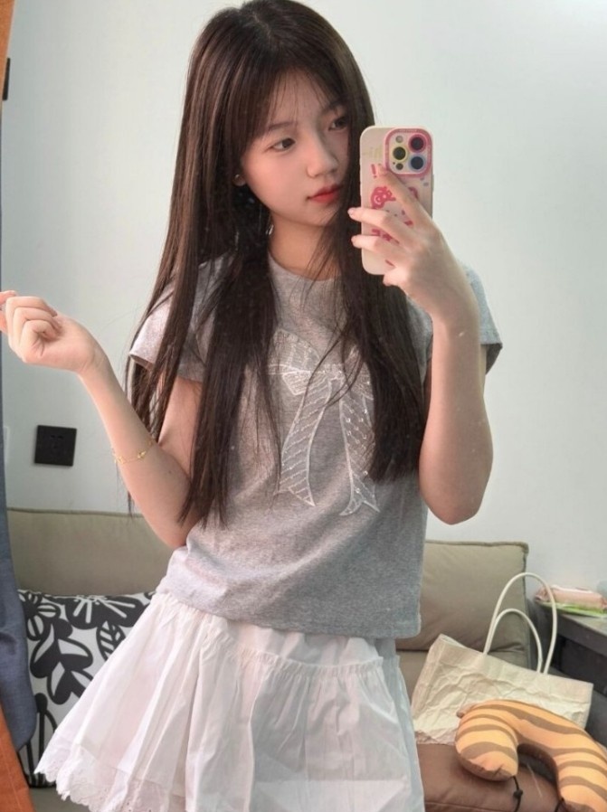 西安00后甜妹