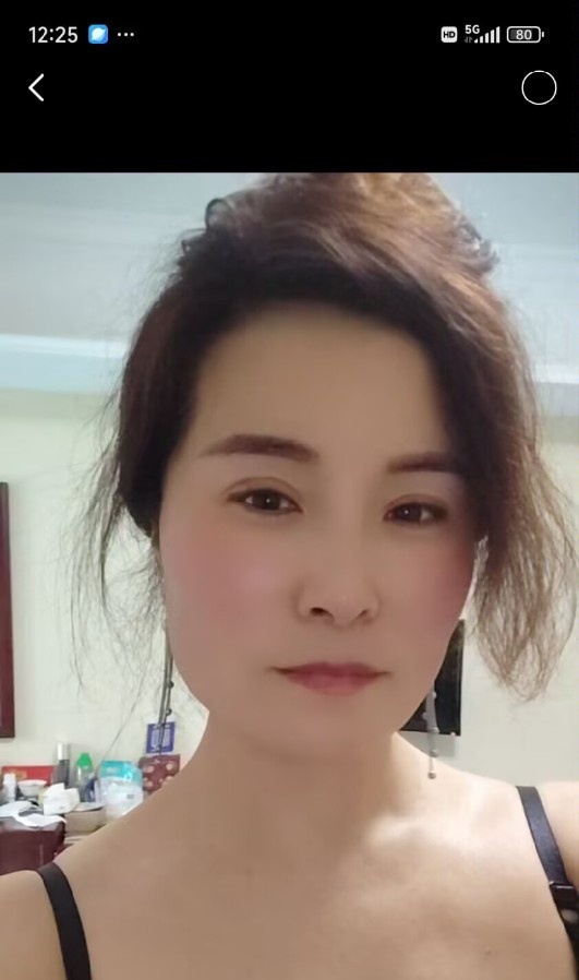 身材很好的韵味少妇