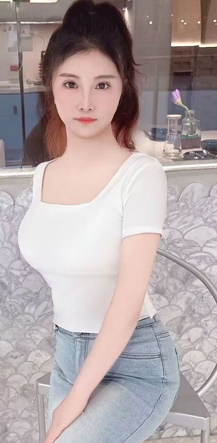 身材很好的韵味少妇