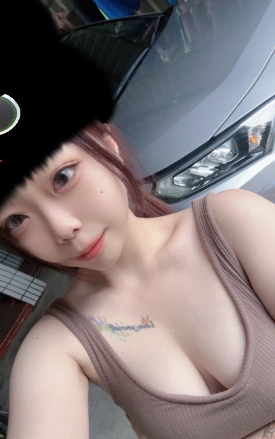 天河非主流嫩妹