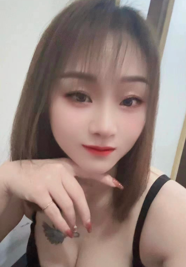 真实带劲的小活妹子
