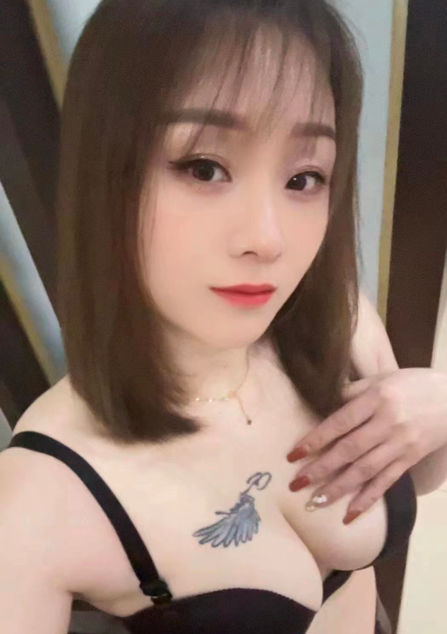 真实带劲的小活妹子