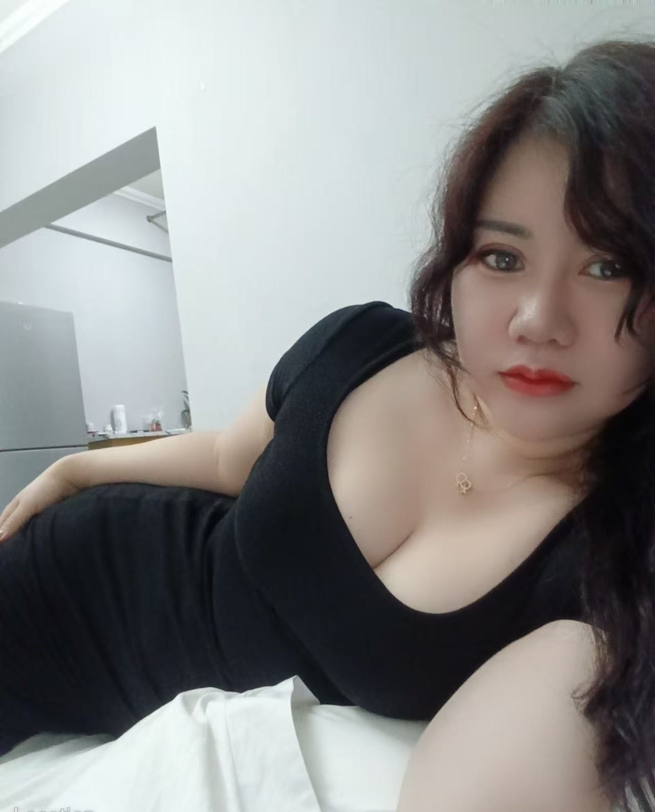 成都东站莞式曼曼