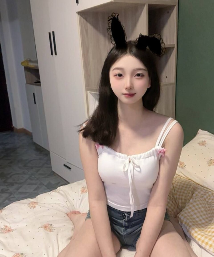 白皙少妇兼职