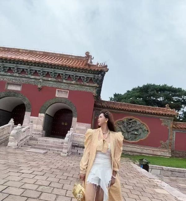 沈阳S柒彩月