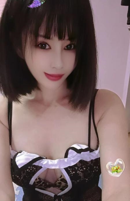 整容脸苗条姐姐