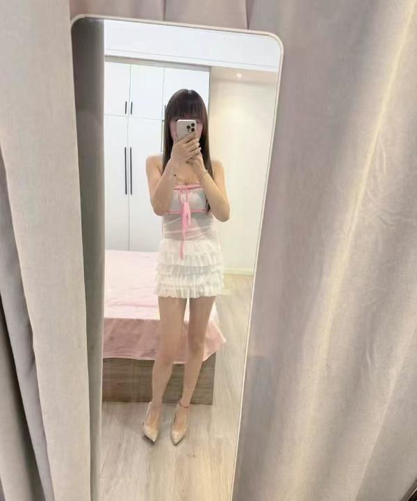 张府园地铁站大胸姐姐