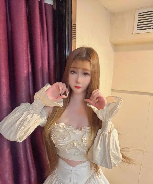 童颜巨乳小姐姐