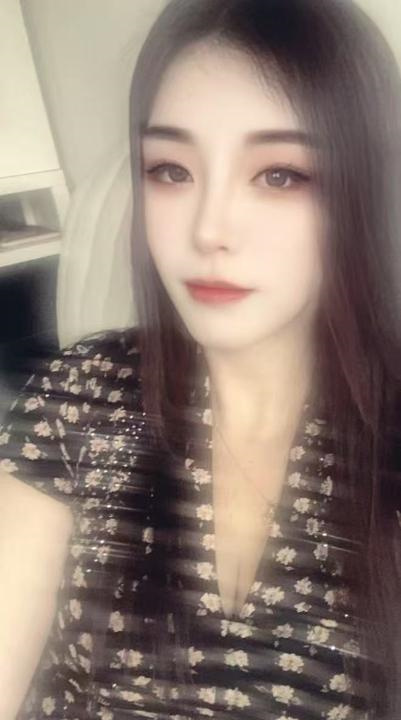 性价比高大臀骚货