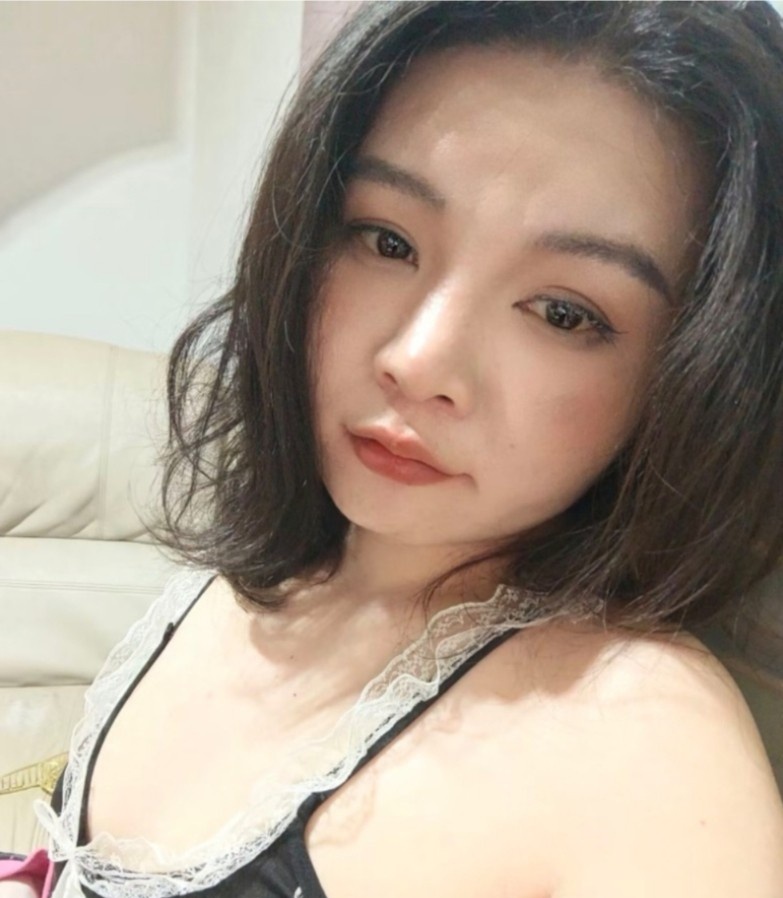肉感服务控小姐姐