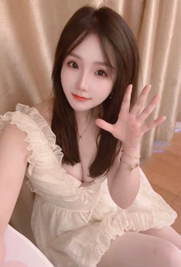 潮喷骚妹雪儿