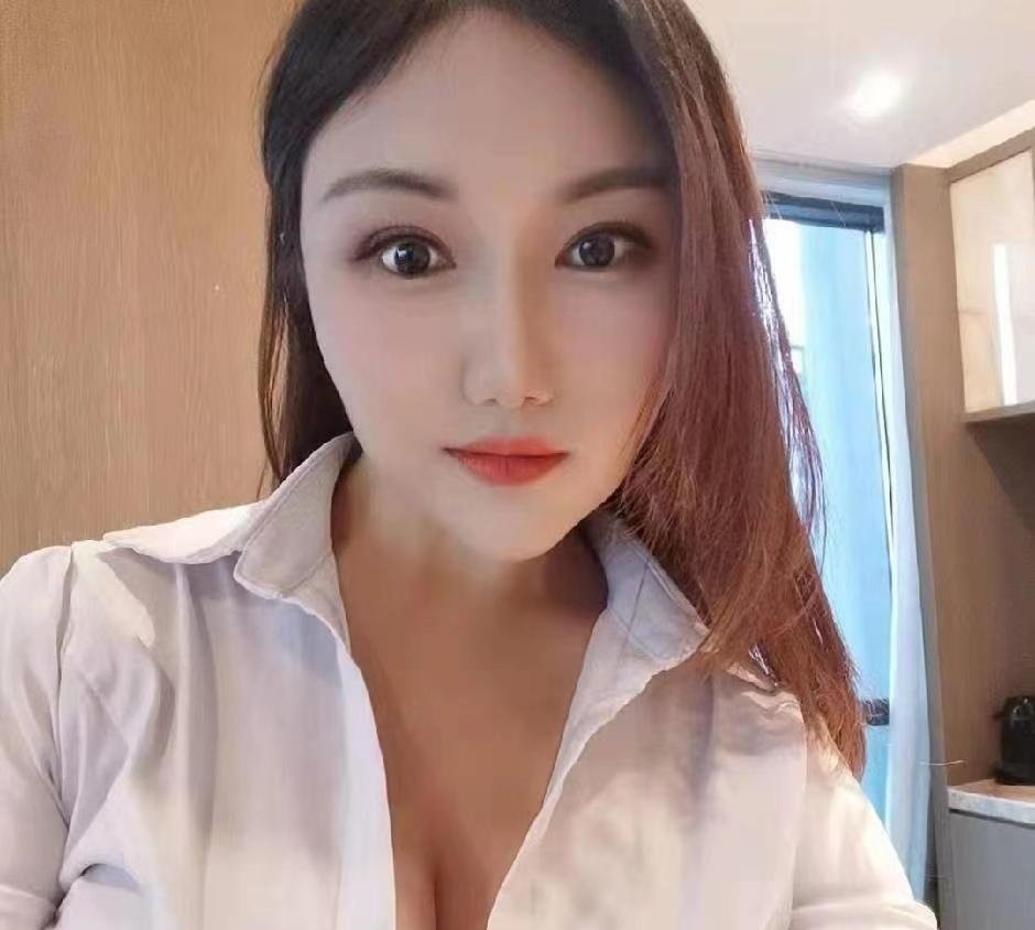 福永大奶少妇
