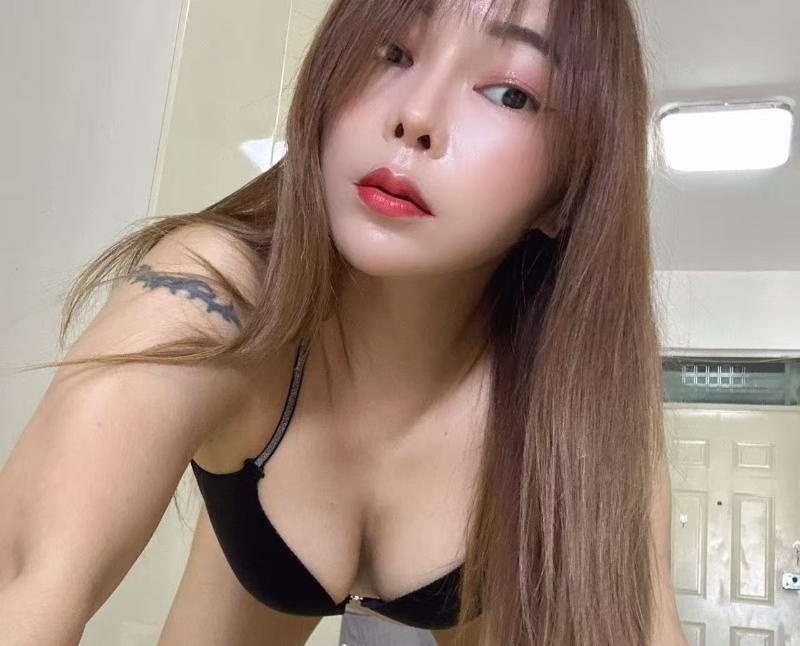 南山性感颜值美女姐姐