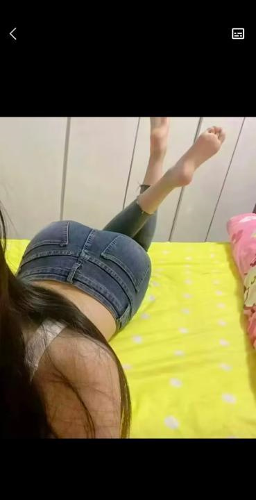 钟楼能舌吻的小荡妇