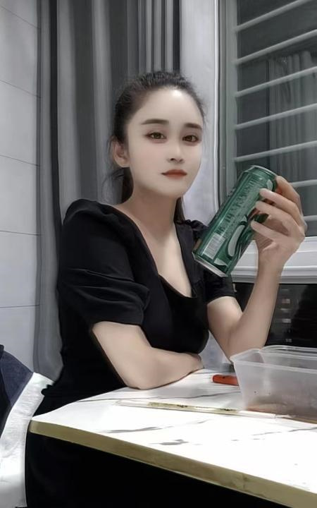 轻熟骚女瑶瑶